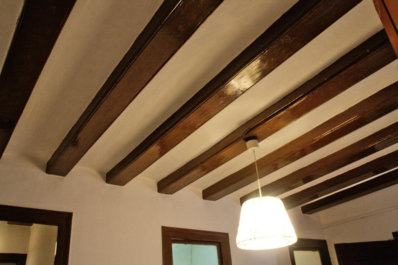 Hostal Dragonflybcn Barcelona Exterior photo
